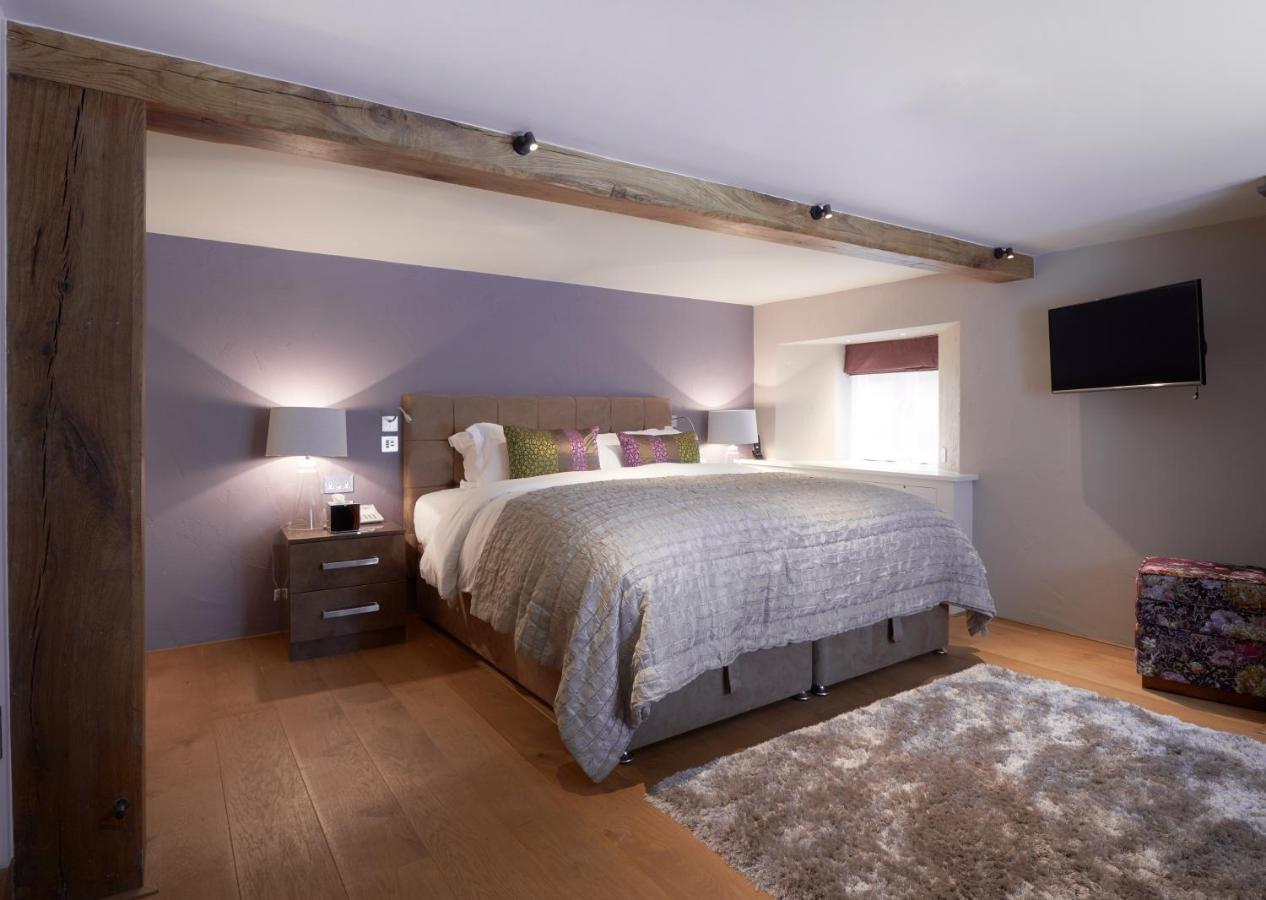 The Dog And Badger Bed and Breakfast Marlow  Rum bild