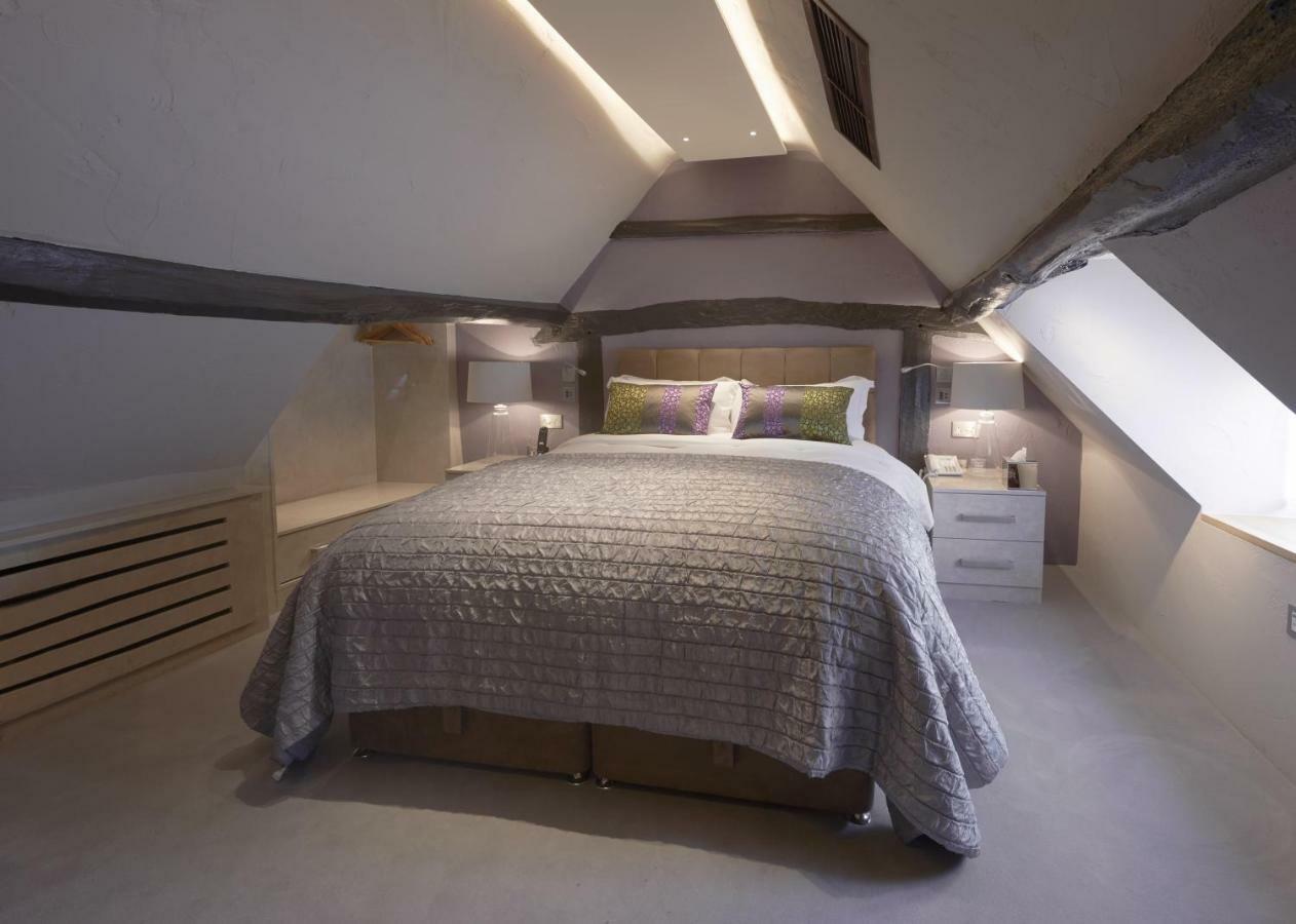 The Dog And Badger Bed and Breakfast Marlow  Exteriör bild